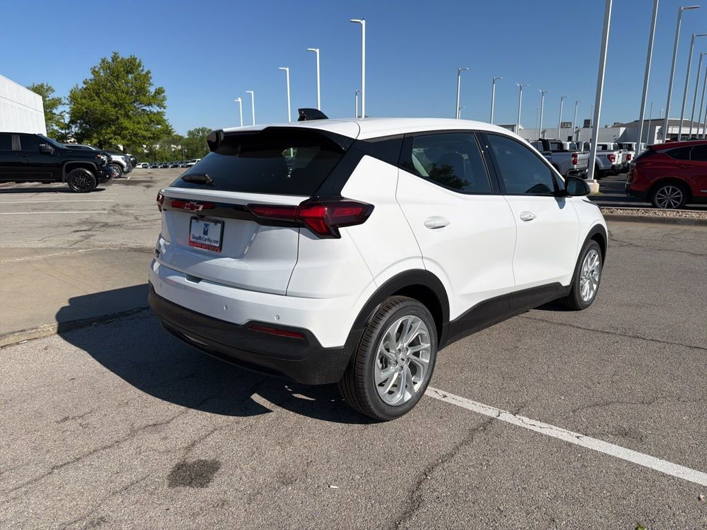 New 2027 Chevrolet Bolt LT w/ Comfort Package FWD image 3