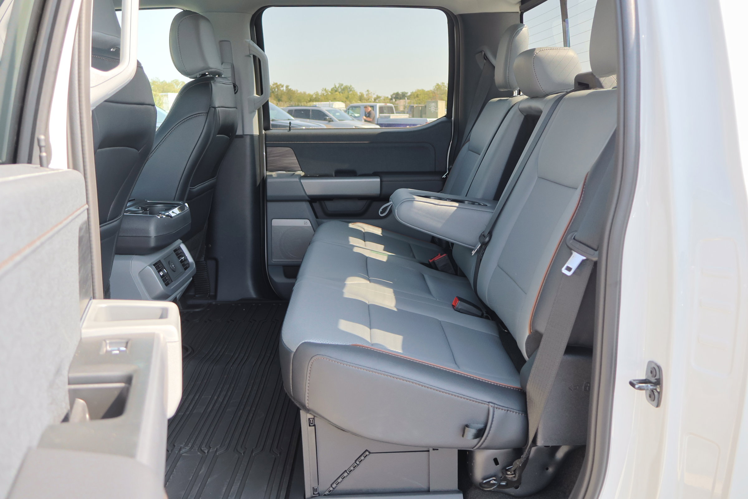 Certified 2025 Ford F150 Lariat w/ Equipment Group 501A Mid image 25