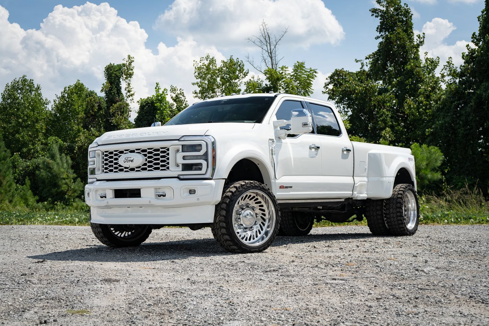 Used 2024 Ford F450 Platinum w/ FX4 Off-Road Package AWD/4WD video 2