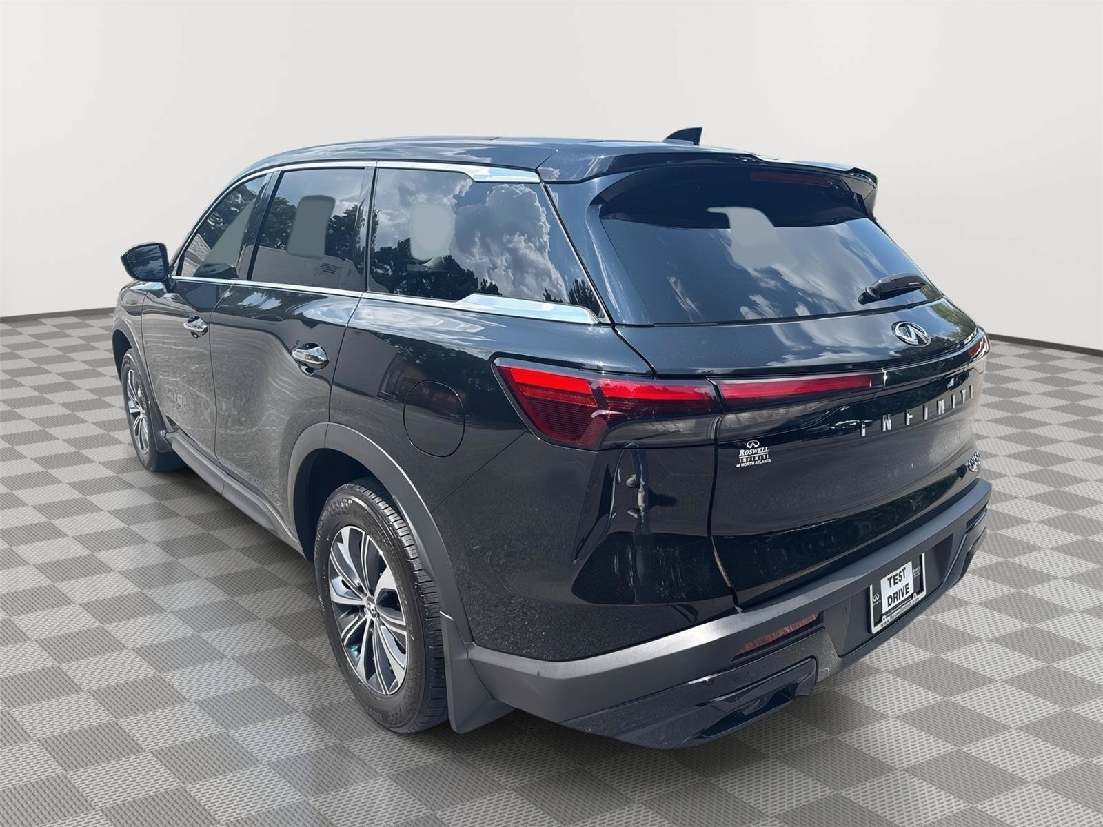 Used 2025 INFINITI QX60 Pure FWD image 8