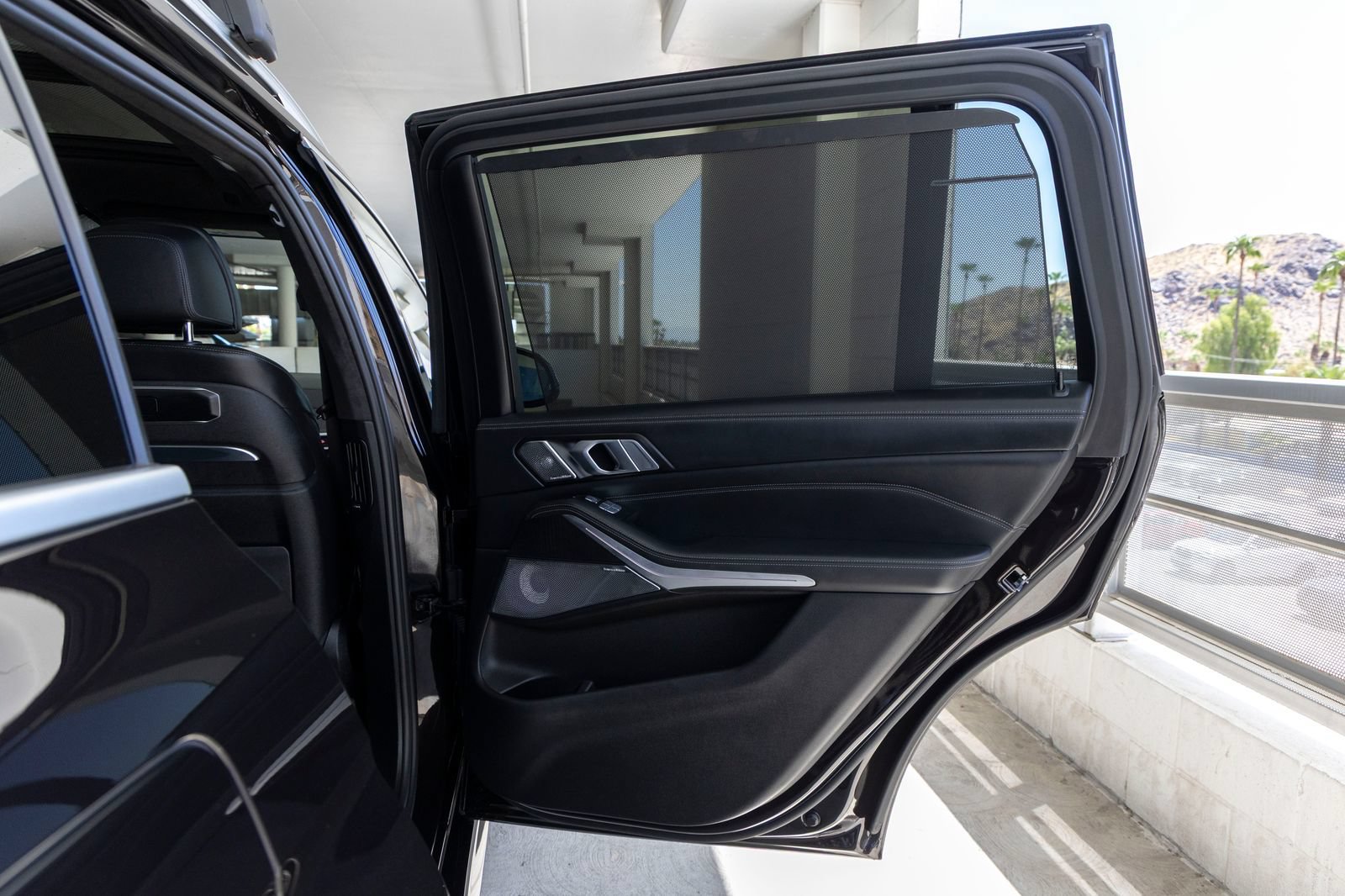 Used 2023 BMW ALPINA XB7 AWD/4WD image 33