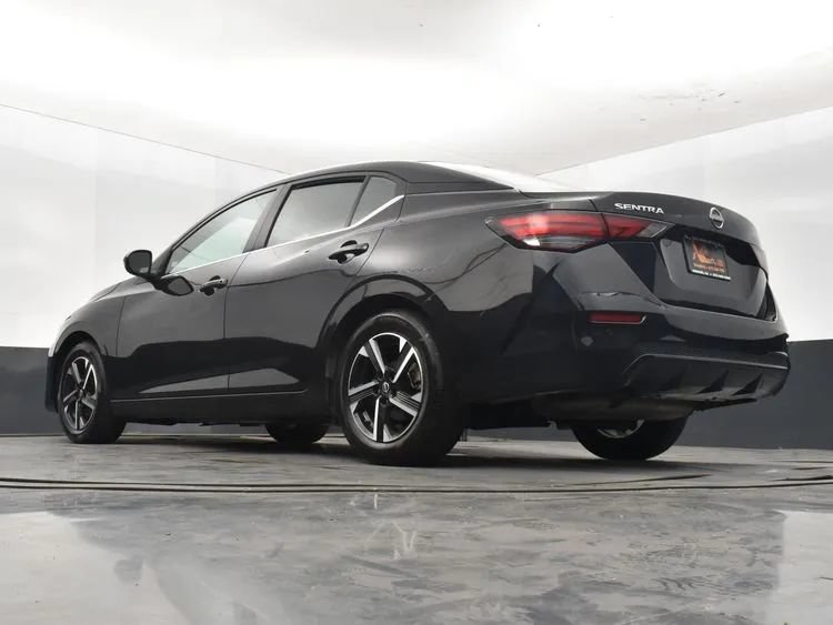 Used 2025 Nissan Sentra SV FWD image 12