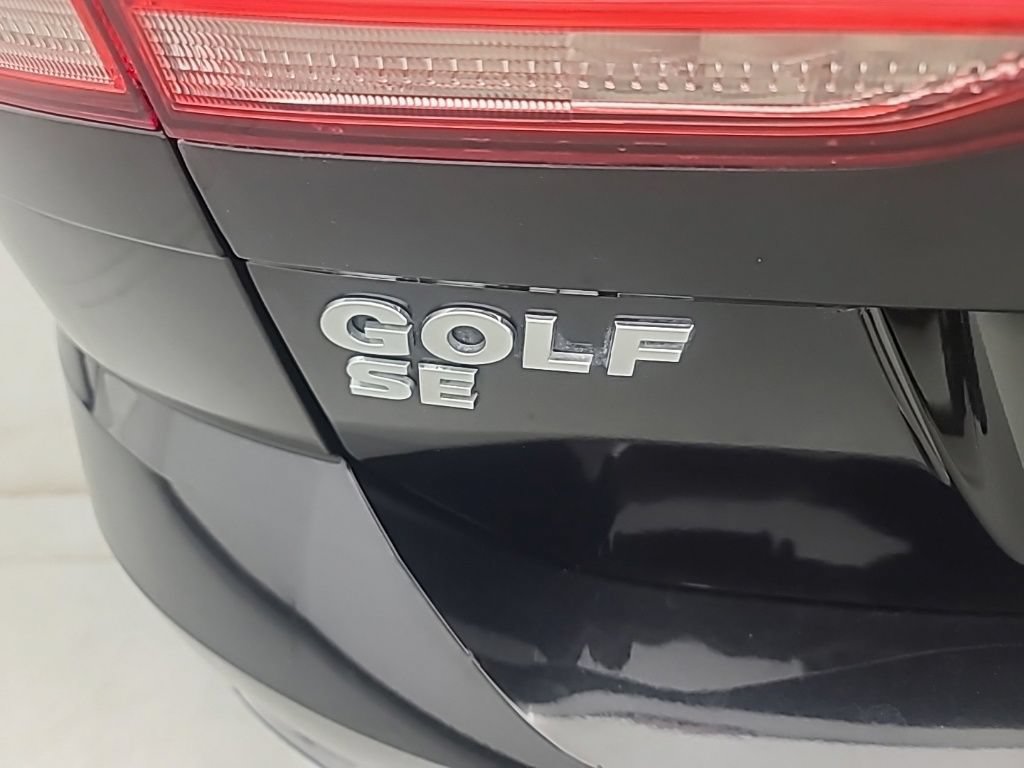 Used 2018 Volkswagen Golf SE FWD image 10