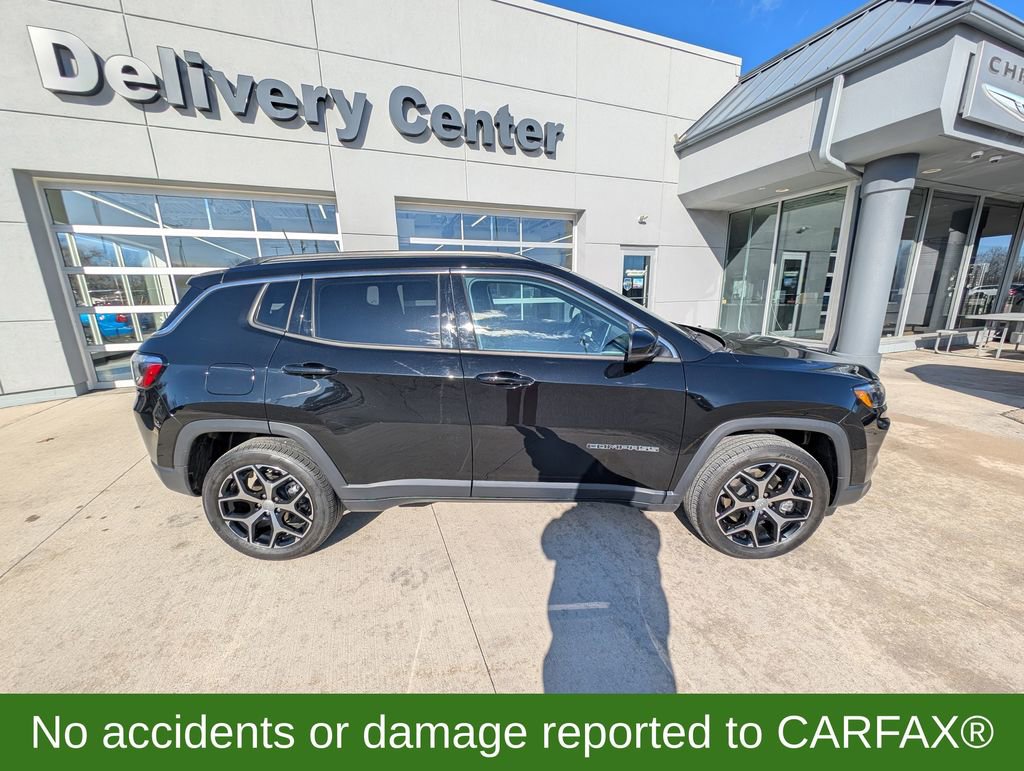 Used 2024 Jeep Compass Limited AWD/4WD image 4