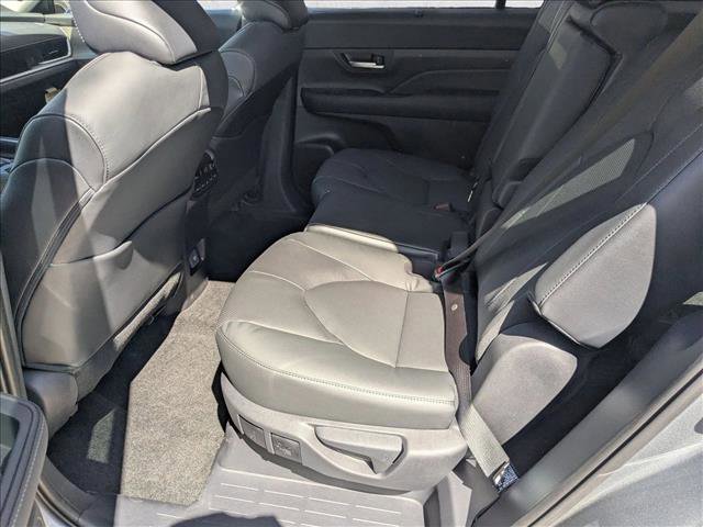 New 2025 Toyota Grand Highlander Limited image 14