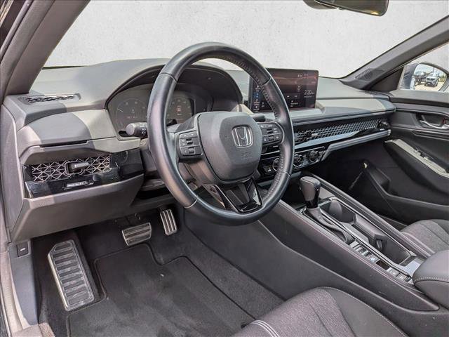 Used 2023 Honda Accord Sport image 9