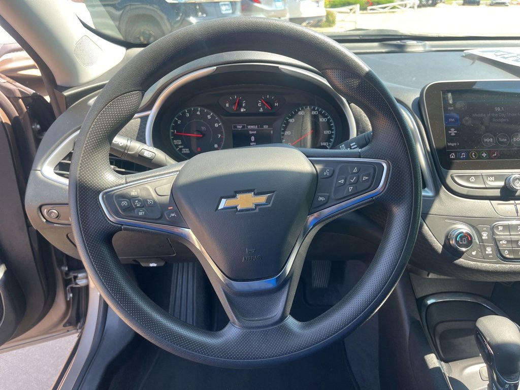Used 2023 Chevrolet Malibu LT image 13