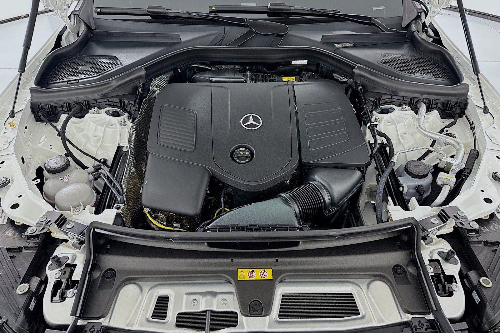 Certified 2026 Mercedes-Benz GLC 300 image 12