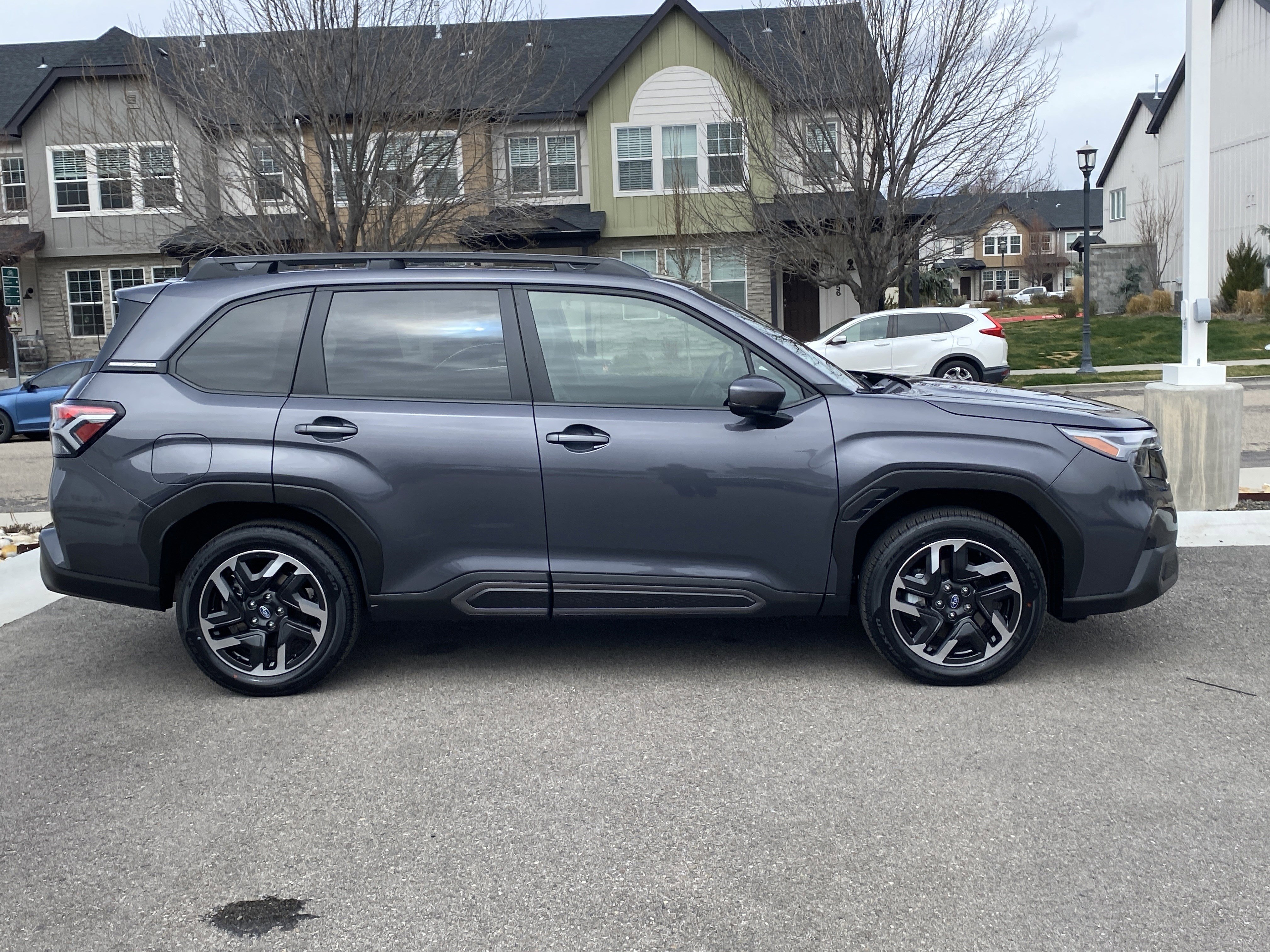 Used 2025 Subaru Forester Limited image 7