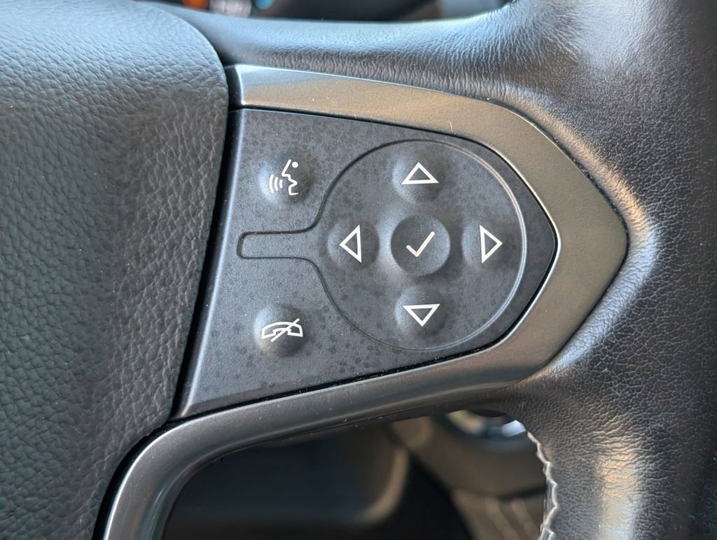 Used 2019 Chevrolet Suburban Premier w/ Premier Plus Edition image 22