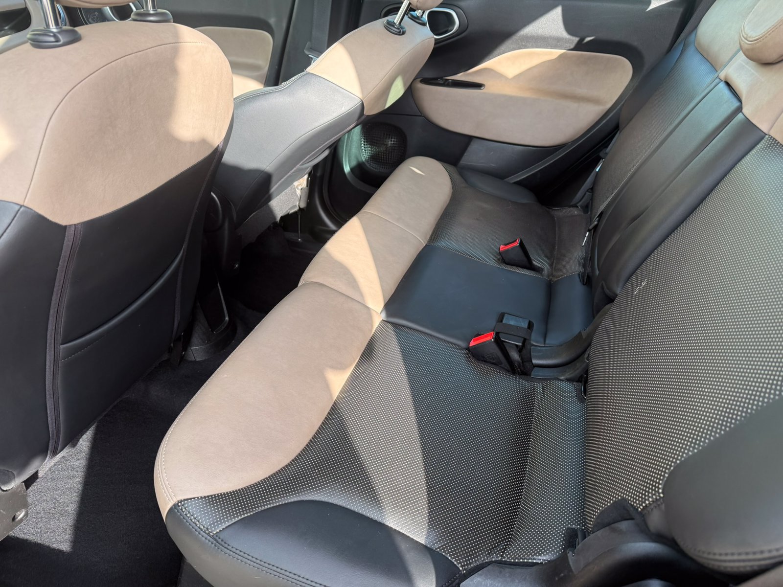 Used 2015 FIAT 500L Trekking FWD image 26