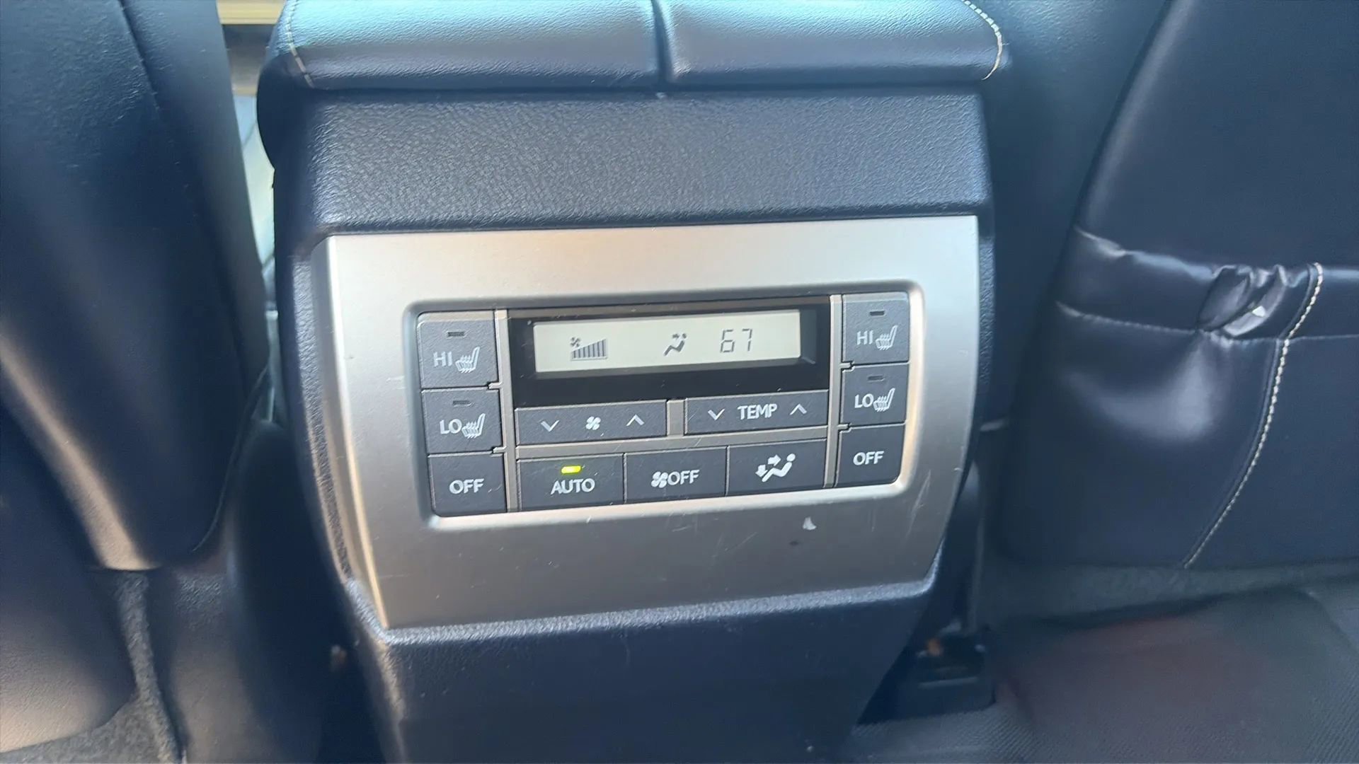 Used 2010 Lexus GX 460 image 36