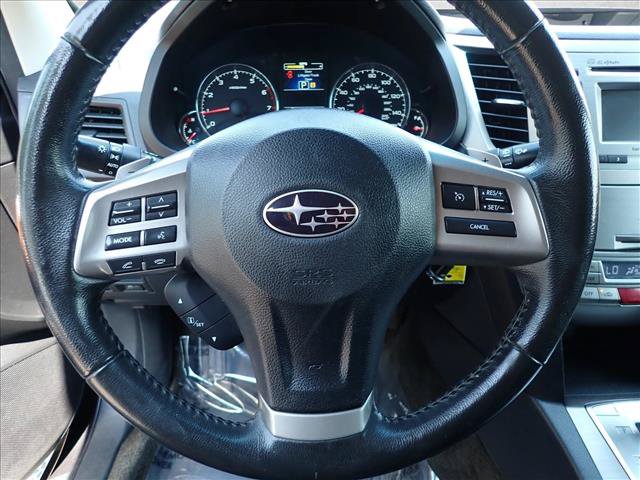 Used 2013 Subaru Outback 2.5i Limited w/ Moonroof Pkg AWD/4WD image 14