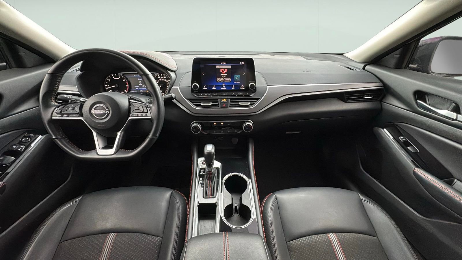 Used 2024 Nissan Altima 2.5 SR image 11