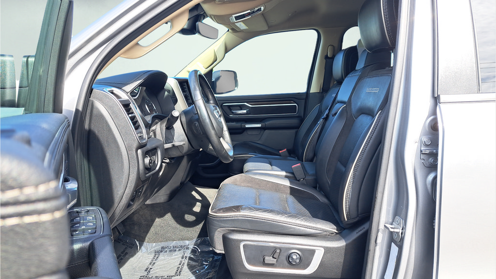 Used 2021 RAM 1500 Laramie AWD/4WD image 10