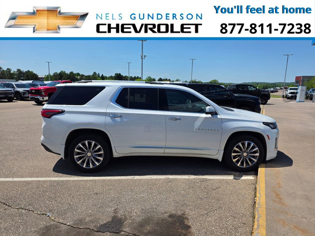 Used 2023 Chevrolet Traverse Premier w/ LPO, Floor Liner Package AWD/4WD image 6