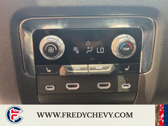 Used 2024 GMC Yukon Denali Ultimate AWD/4WD image 28