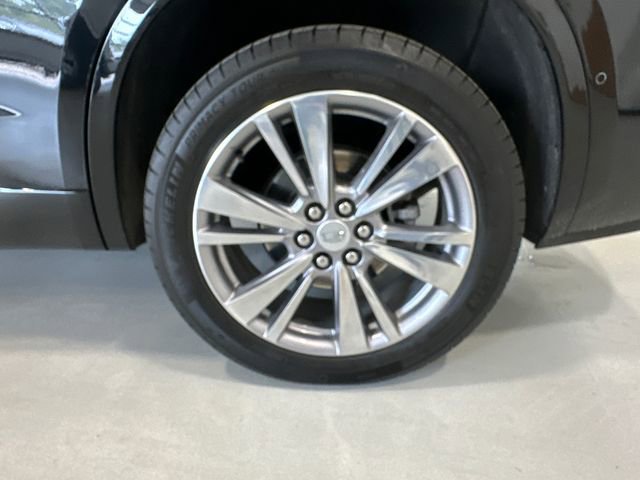 Used 2024 Cadillac XT6 Premium Luxury w/ Technology Package image 9