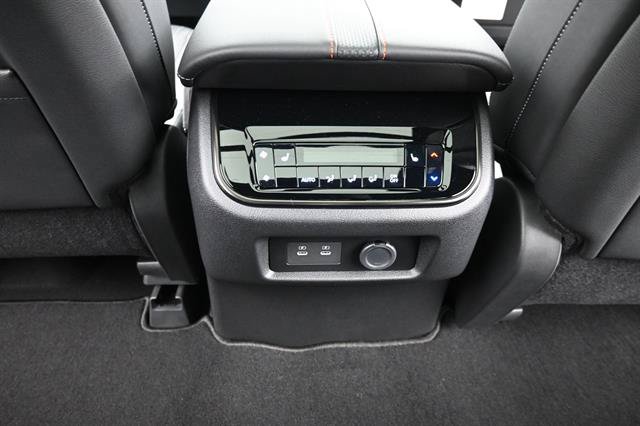 New 2026 Nissan Armada PRO-4X AWD/4WD image 11