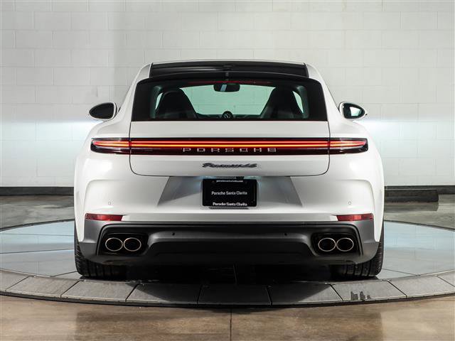 New 2026 Porsche Panamera 4S image 10