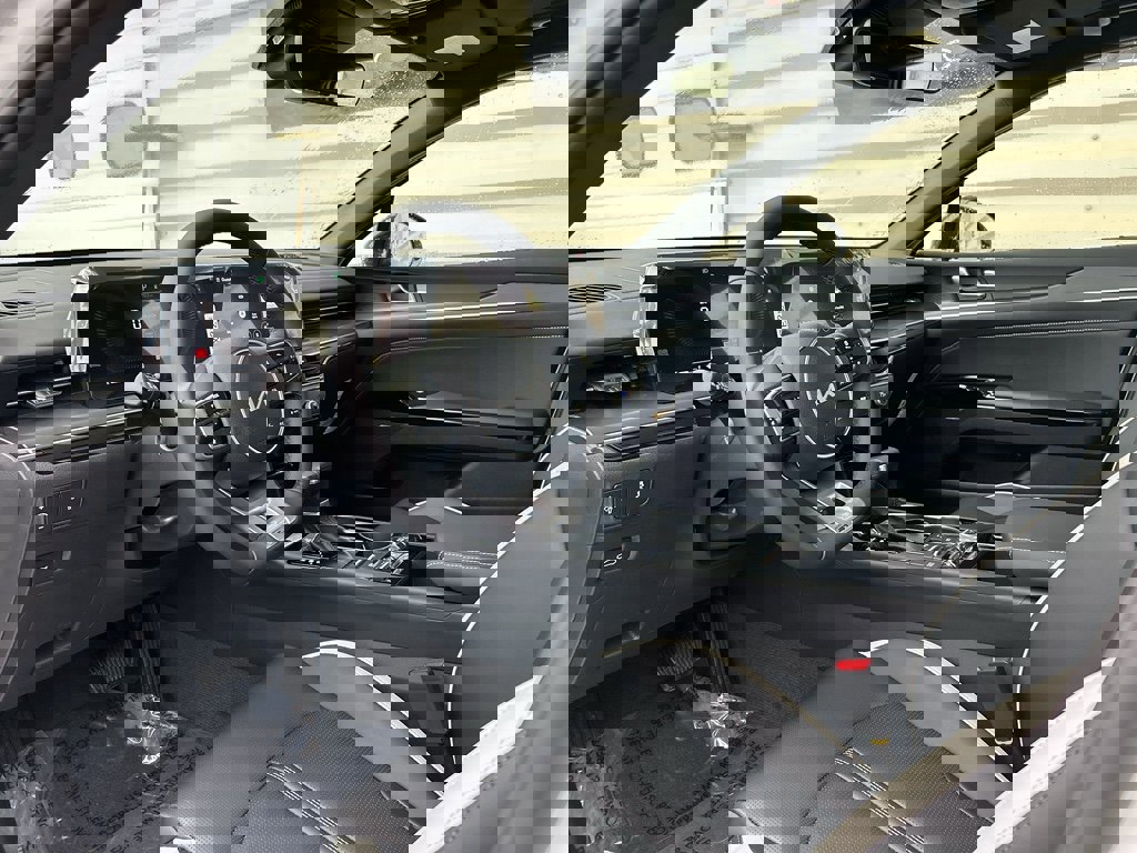 New 2026 Kia K5 GT-Line w/ GT-Line Premium Package image 10