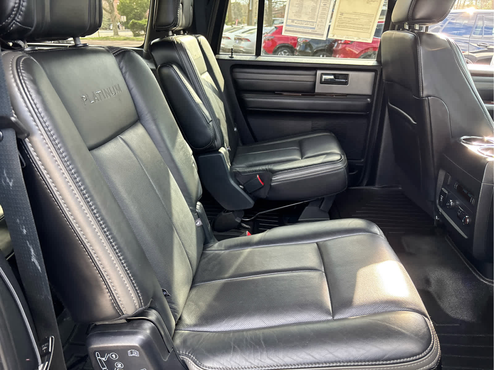 Used 2017 Ford Expedition EL Platinum image 29