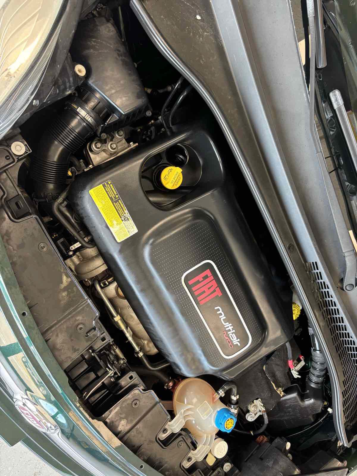 Used 2014 FIAT 500L Lounge FWD image 29
