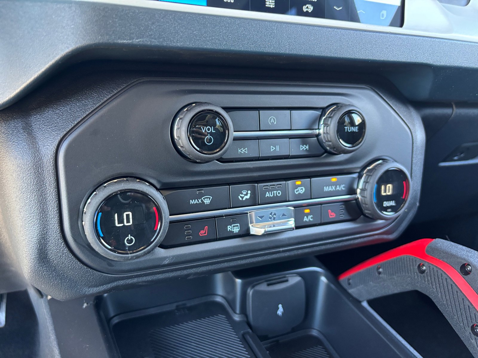 New 2026 Ford Bronco Heritage Edition image 30