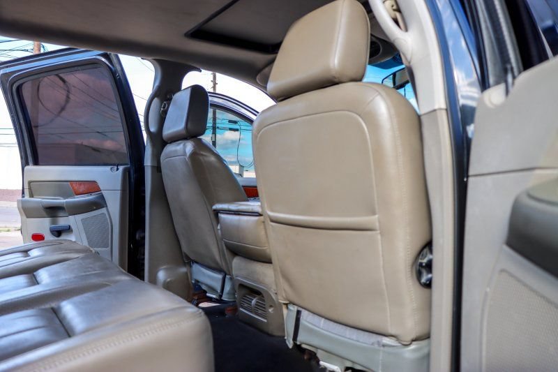 Used 2007 Dodge Ram 3500 Truck Laramie w/ Protection Group AWD/4WD image 25