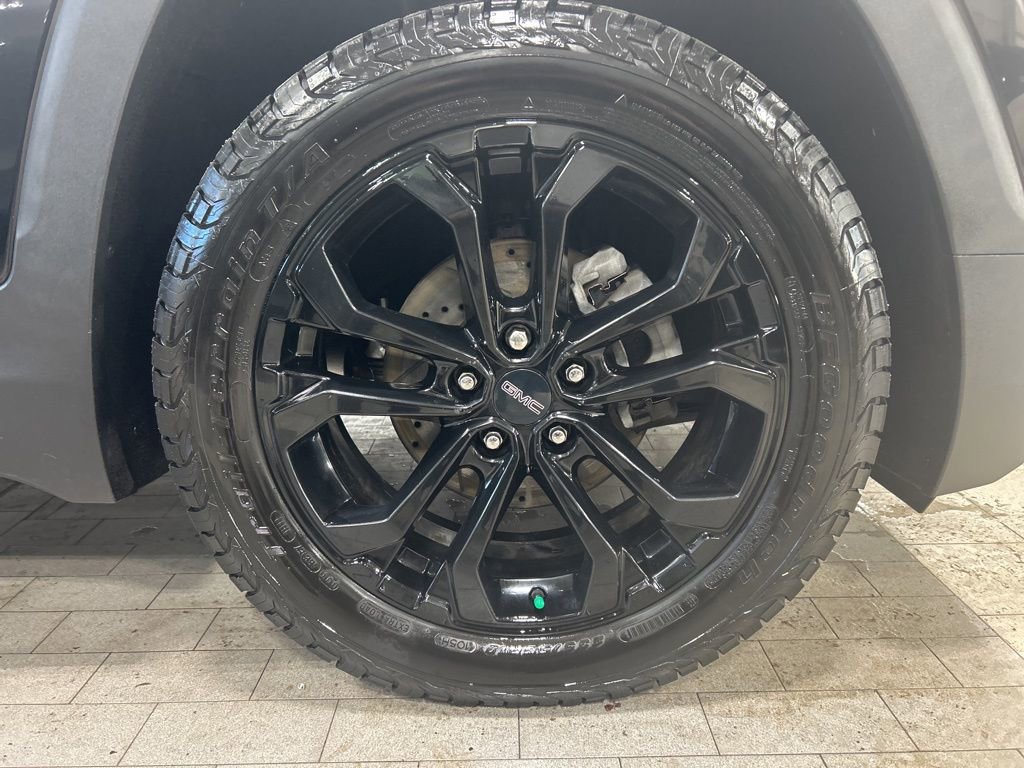 Used 2020 GMC Terrain SLE w/ Driver Convenience Package image 27