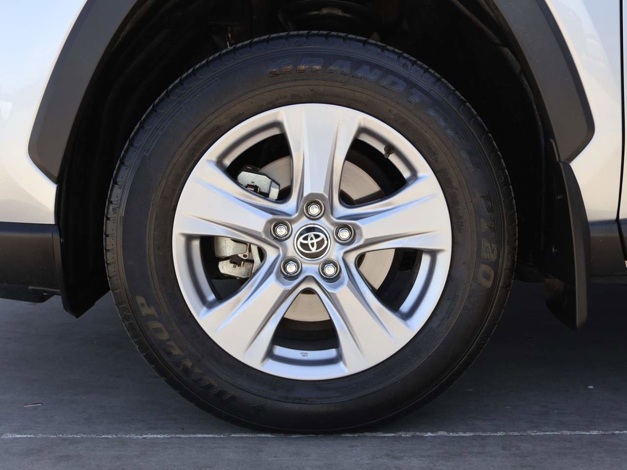 Used 2025 Toyota RAV4 XLE w/ Weather Package AWD/4WD image 6
