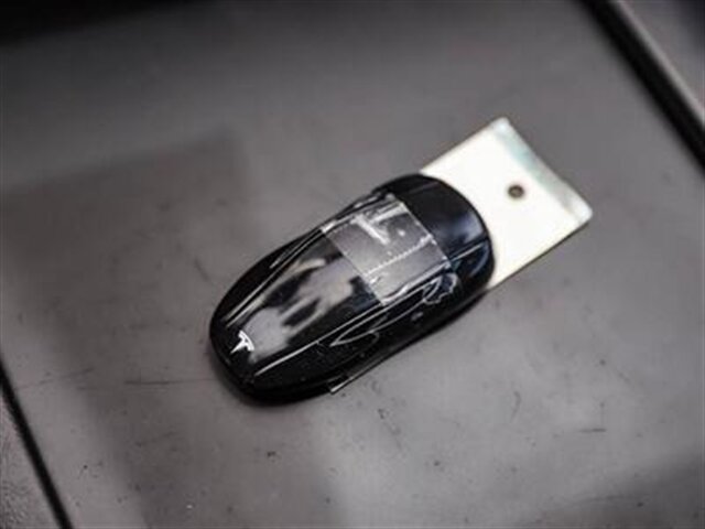 Used 2017 Tesla Model S 75 RWD image 35