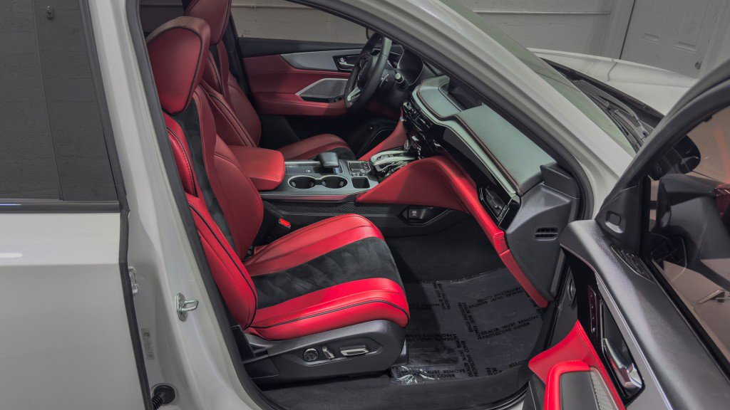 Used 2024 Acura MDX A-Spec image 26