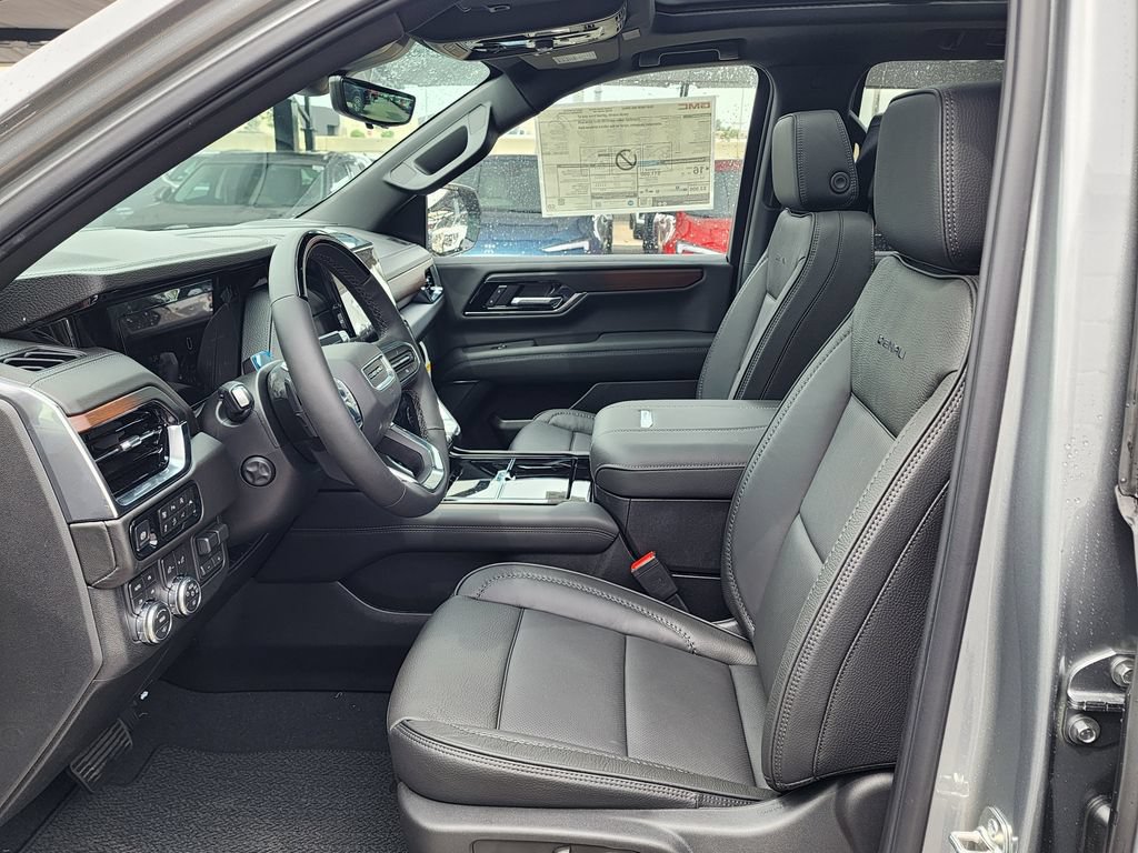 New 2026 GMC Yukon Denali AWD/4WD image 15