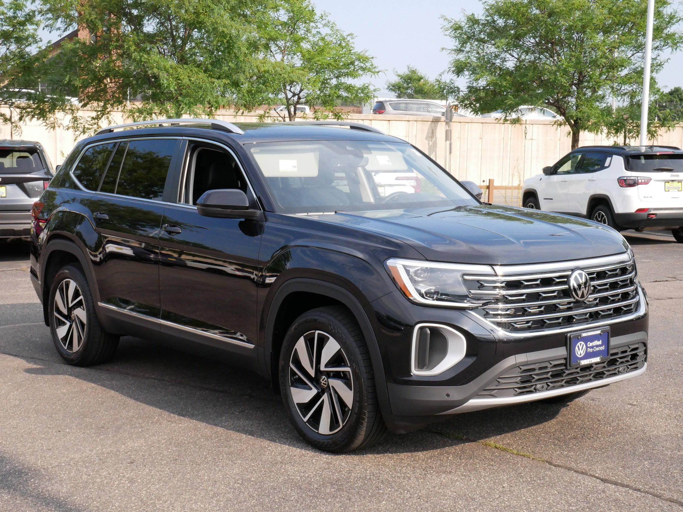 Used 2026 Volkswagen Atlas SEL AWD/4WD image 10