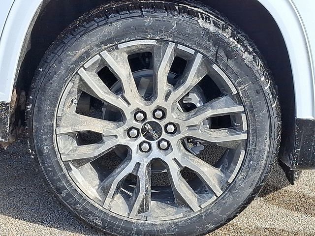 New 2026 GMC Acadia Denali Ultimate w/ LPO, Floor Liner Package image 9