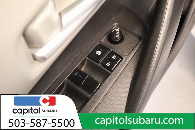 Used 2020 Toyota Corolla LE FWD image 11