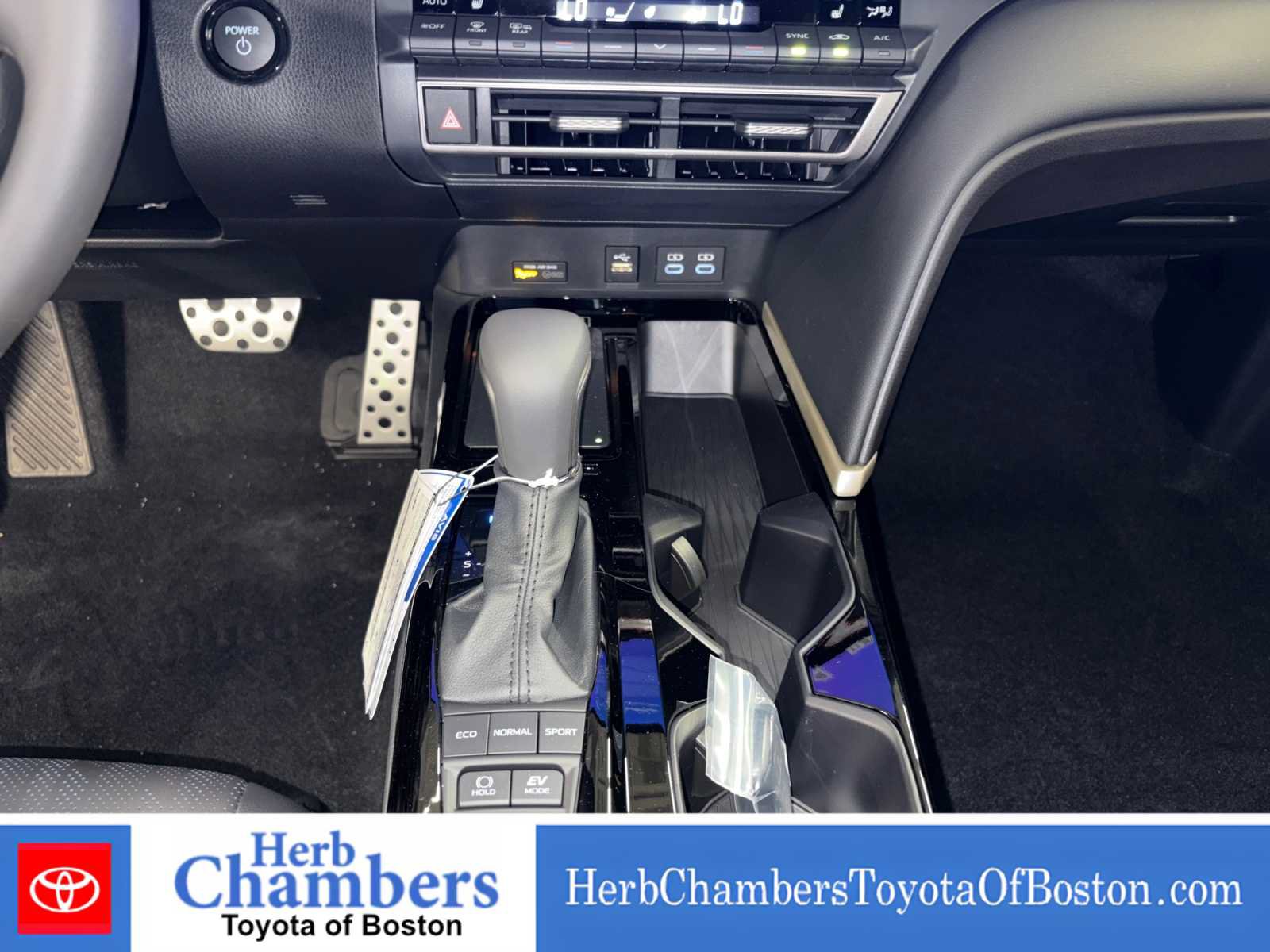 New 2026 Toyota Camry XSE AWD/4WD image 12