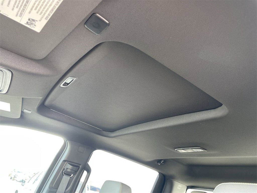 New 2026 Chevrolet Silverado 2500 ZR2 image 21