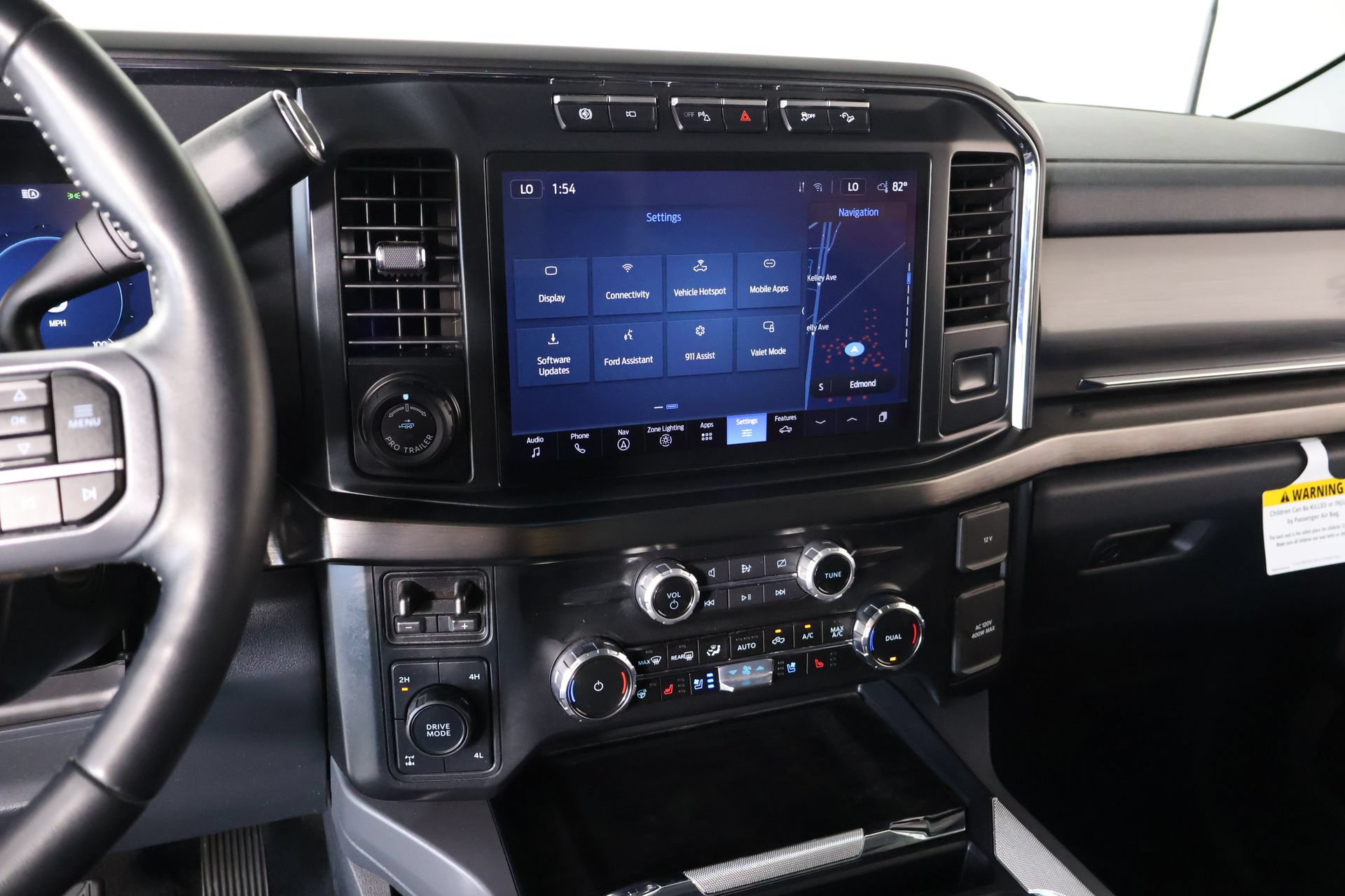 Used 2024 Ford F250 Lariat w/ Lariat Ultimate Package AWD/4WD image 5