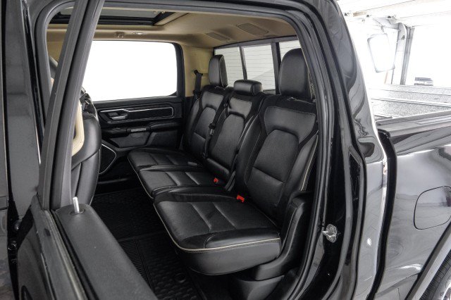 Used 2019 RAM 1500 Laramie AWD/4WD image 14