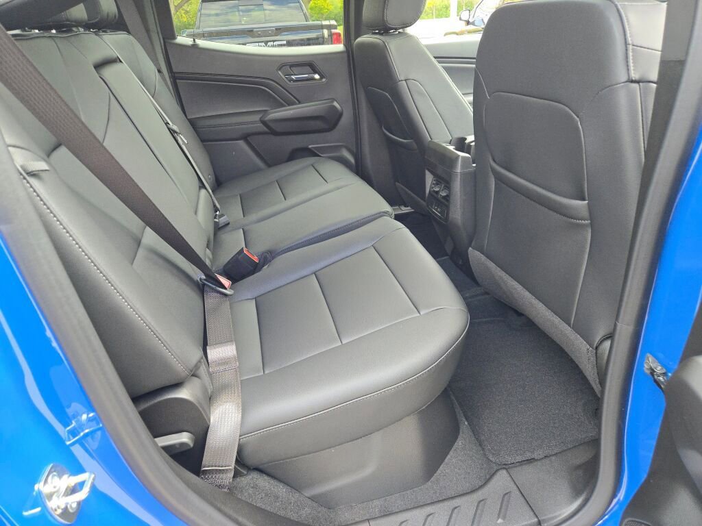 New 2026 GMC Canyon Elevation w/ Convenience Package AWD/4WD image 9