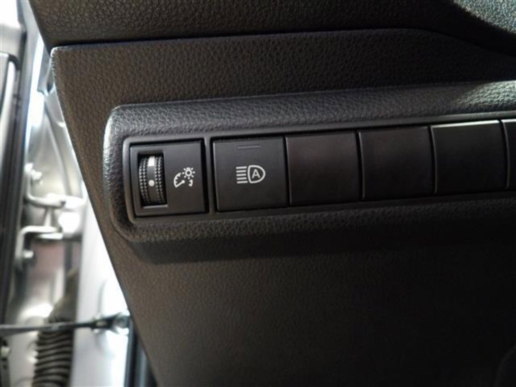 Used 2022 Toyota Corolla LE image 26