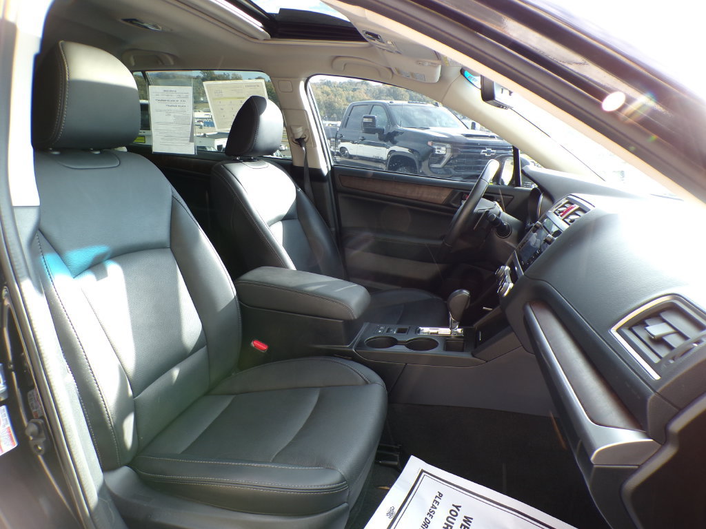 Used 2017 Subaru Outback 2.5i Limited AWD/4WD image 15