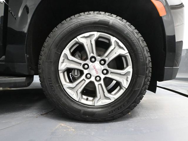 Used 2024 GMC Yukon XL SLE AWD/4WD image 15