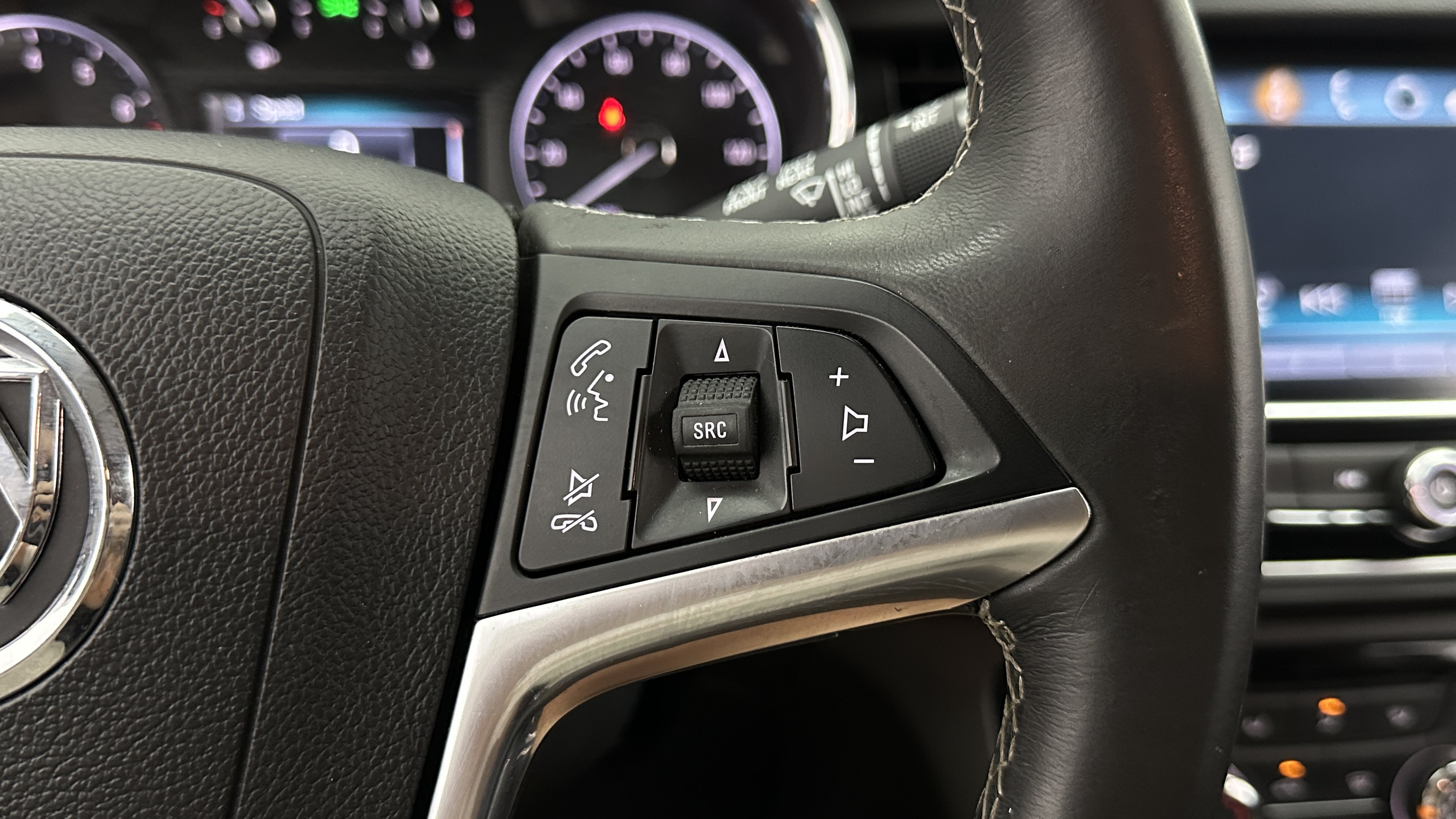 Used 2017 Buick Encore Preferred FWD image 23