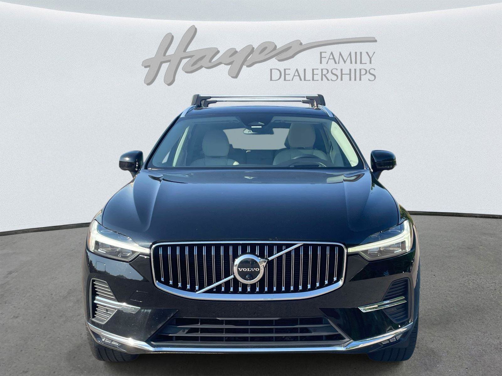 Used 2023 Volvo XC60 B5 Ultimate w/ Protection Package Premier FWD image 8