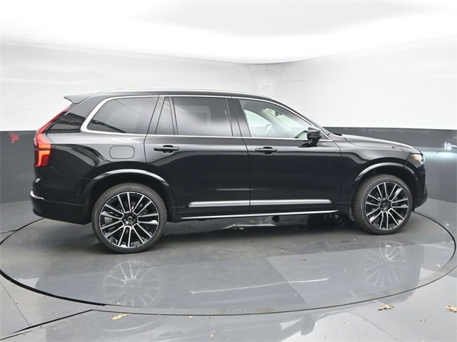 New 2026 Volvo XC90 B6 Plus w/ Protection Package Premier image 8