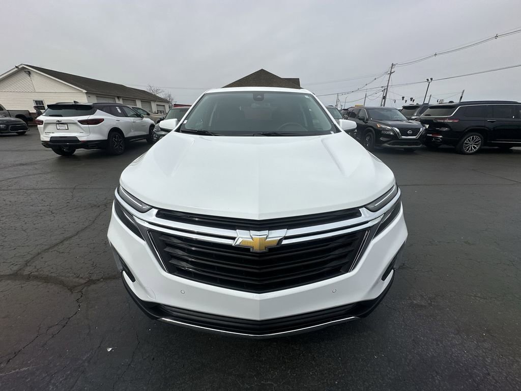 Used 2024 Chevrolet Equinox LT w/ LPO, Floor Liner Package AWD/4WD image 25