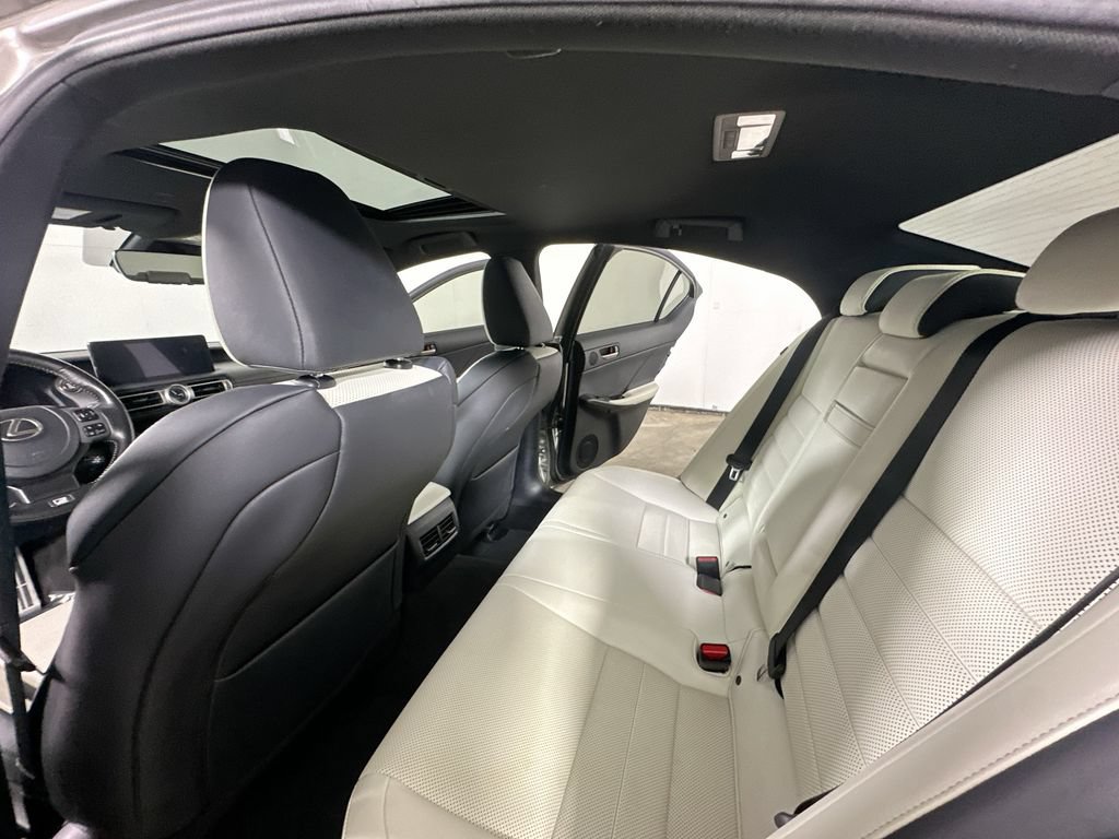 Used 2022 Lexus IS 350 F Sport RWD image 14